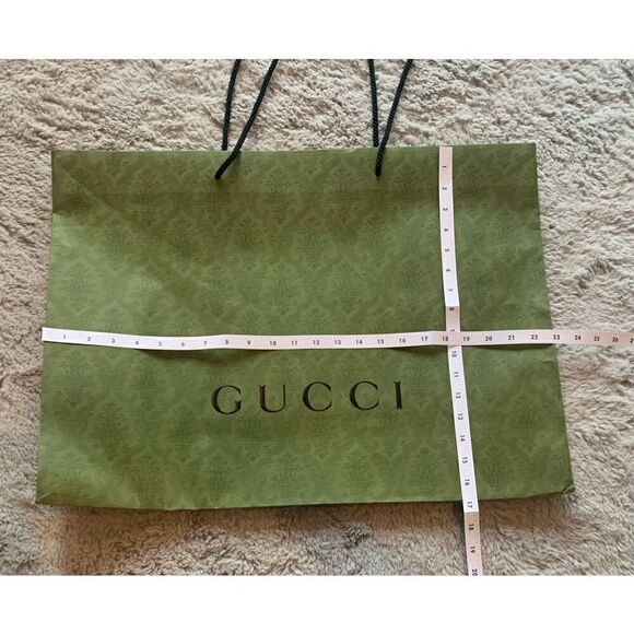 4 DESIGNER PAPER SHOPPING gift BAG LOT SET GUCCI HERMES TIFFANY LOUIS VUITTON - Picture 6 of 6